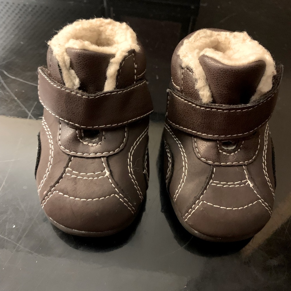 Boy infant boots Nwot